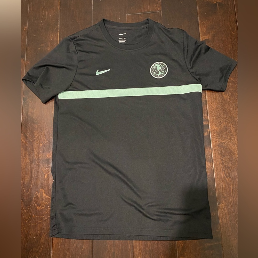 Club America Nike shirt (men’s size large)